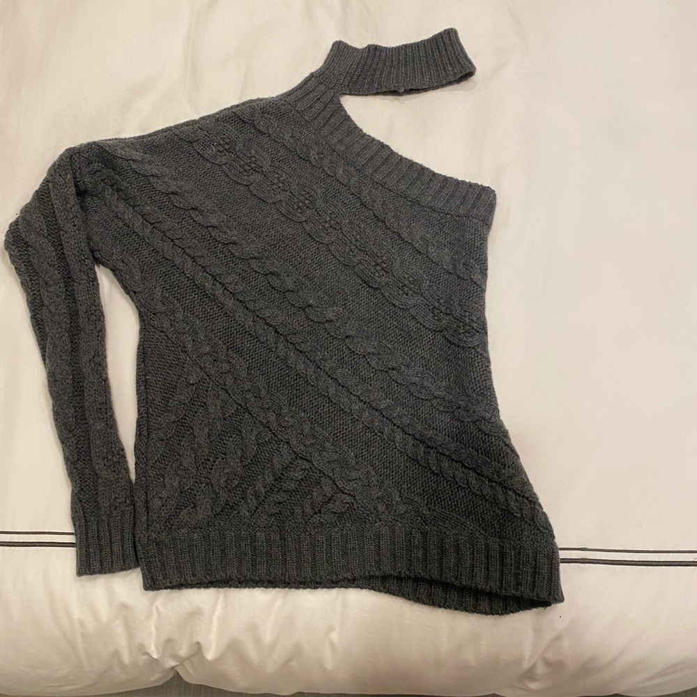 Intermix one arm sweater gray S